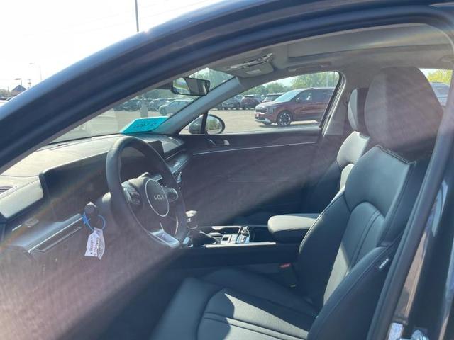 Photo of 2025 Gray Kia K5
