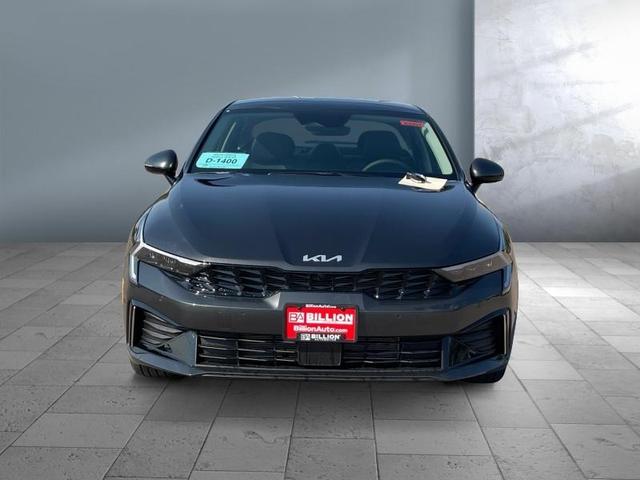 Photo of 2025 Gray Kia K5
