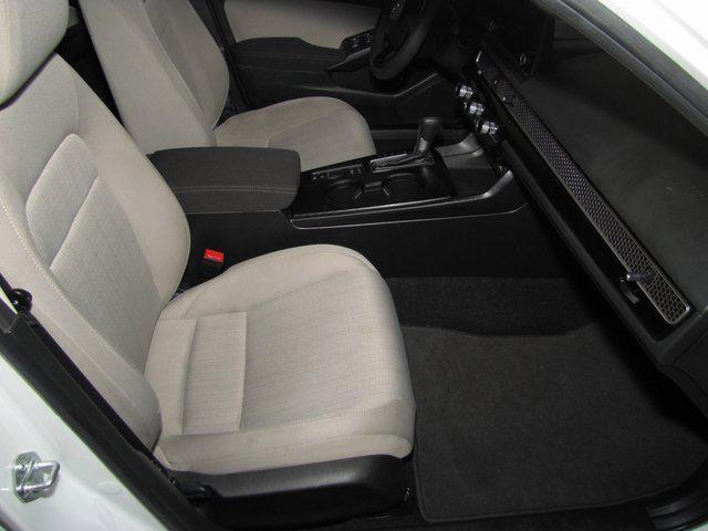 Photo of 2024 White Honda Civic