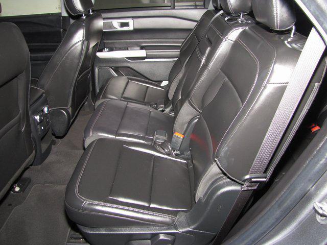 Photo of 2021 Gray Ford Explorer