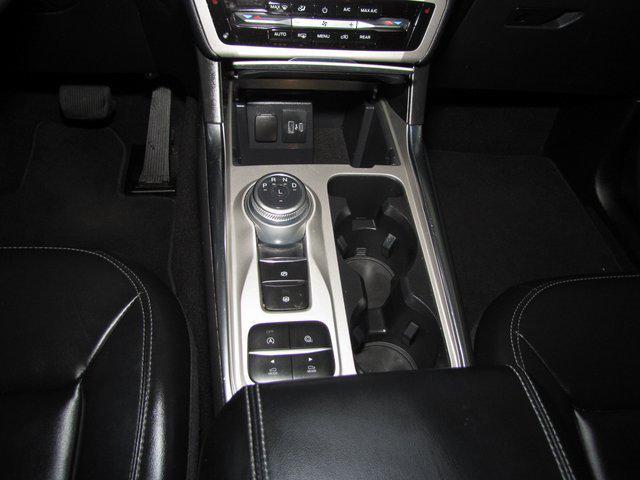 Photo of 2021 Gray Ford Explorer