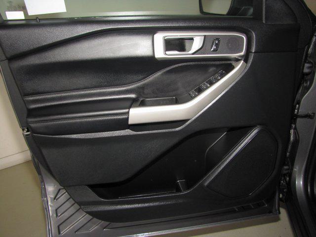 Photo of 2021 Gray Ford Explorer