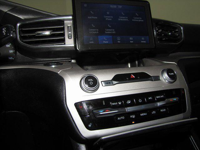 Photo of 2021 Gray Ford Explorer