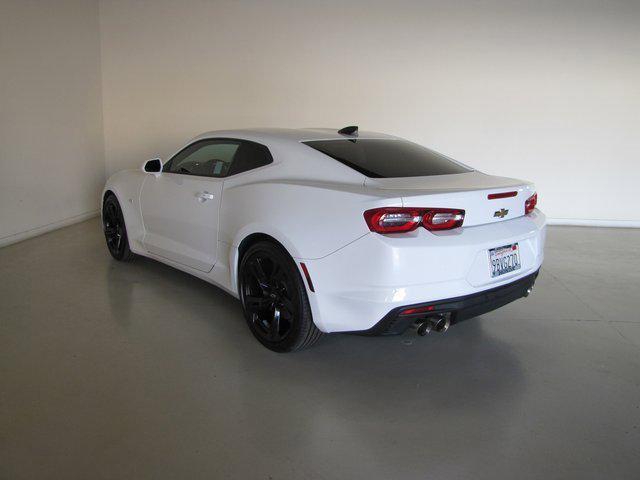 Photo of 2022 White Chevrolet Camaro