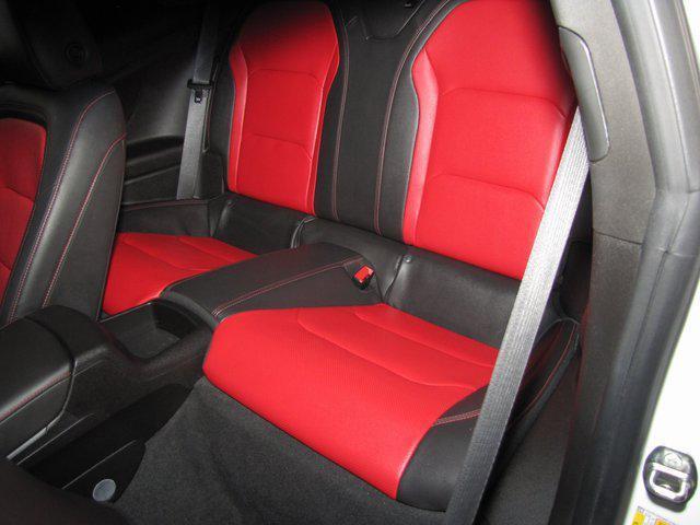 Photo of 2022 White Chevrolet Camaro