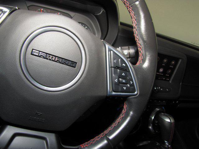 Photo of 2022 White Chevrolet Camaro
