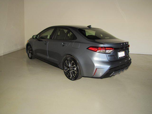 Photo of 2022 Blue Toyota Corolla