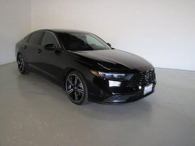 Photo of 2024 Black Honda Accord Hybrid
