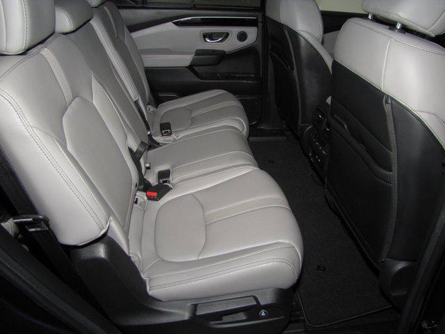 Photo of 2024 Blue Honda Pilot