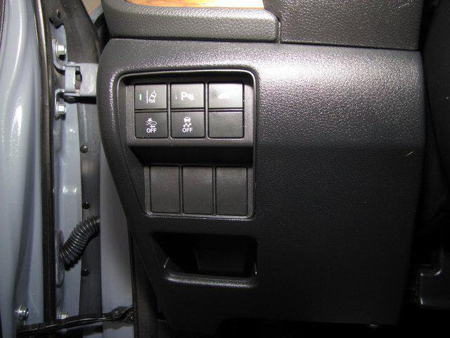 Photo of 2022 Gray Honda CR-V Hybrid