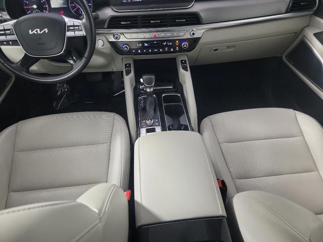 Photo of 2022 Gray Kia Telluride