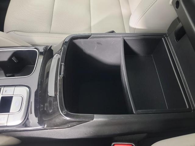 Photo of 2022 Gray Kia Telluride