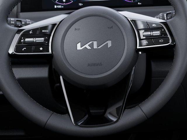 Photo of 2025 Steel Gray Kia Seltos
