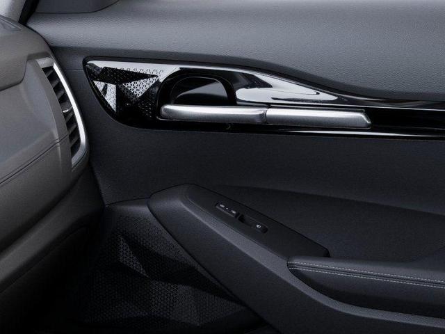 Photo of 2025 Steel Gray Kia Seltos