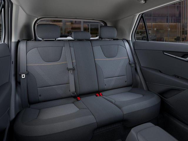 Photo of 2025 Snow White Pearl Kia Niro