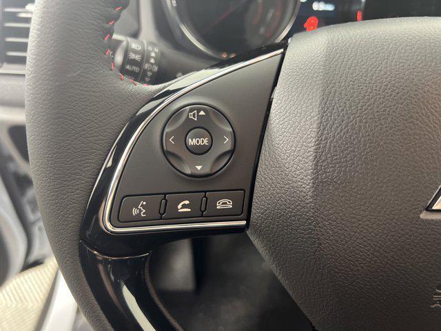 Photo of 2025 White Diamond Mitsubishi Outlander Sport