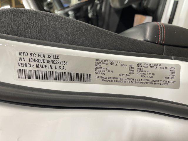 Photo of 2024 White Knuckle Clearcoat Dodge Durango
