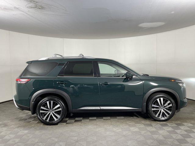 Photo of 2024 Obsidian Green Pearl Nissan Pathfinder
