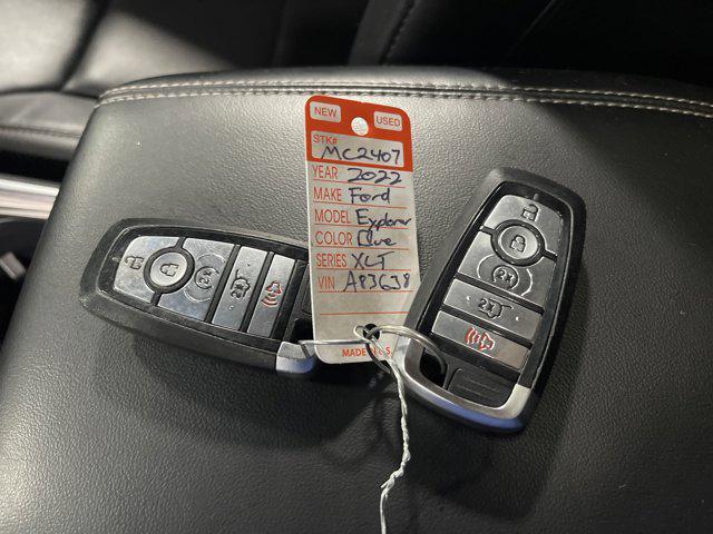 Photo of 2022 Atlas Blue Metallic Ford Explorer
