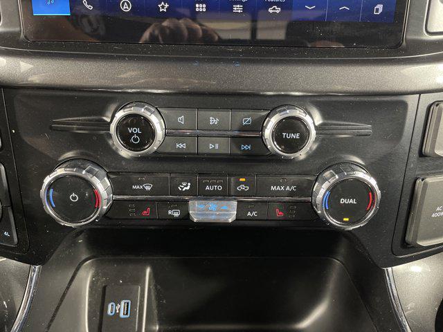 Photo of 2023 Agate Black Metallic Ford F-150