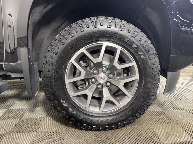 Photo of 2022 Onyx Black GMC Canyon