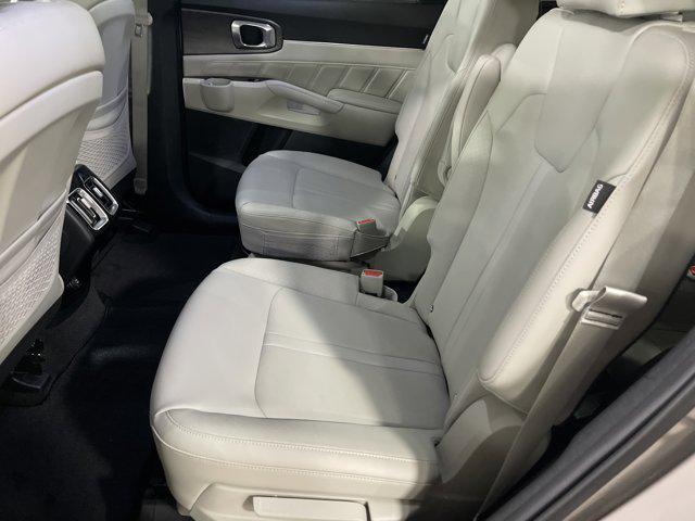 Photo of 2025 Road Rider Brown Kia Sorento