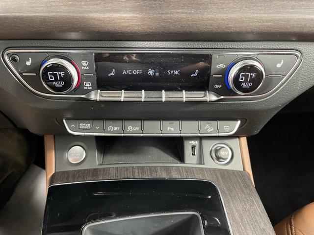 Photo of 2021 Navarra Blue Metallic Audi Q5