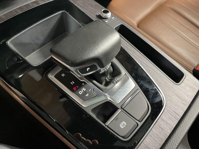 Photo of 2021 Navarra Blue Metallic Audi Q5