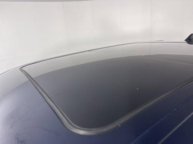 Photo of 2021 Patriot Blue Pearlcoat RAM 1500