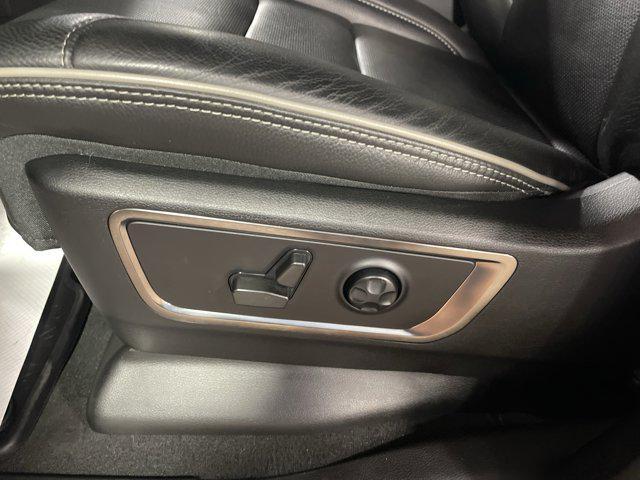 Photo of 2021 Patriot Blue Pearlcoat RAM 1500