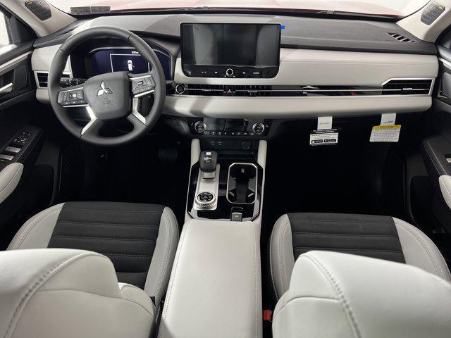 Photo of 2025 Red Diamond Mitsubishi Outlander