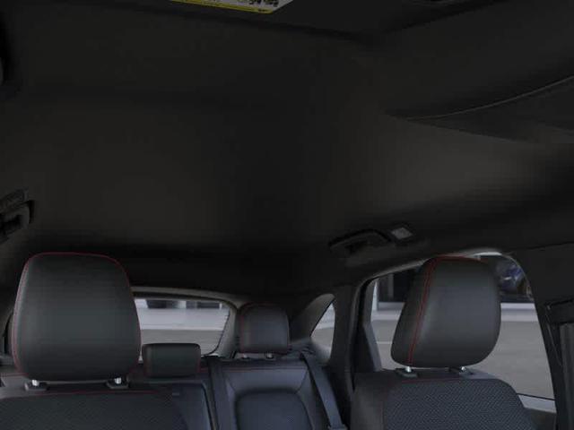 Photo of 2026 Star White Metallic Tri-Coat Ford Escape