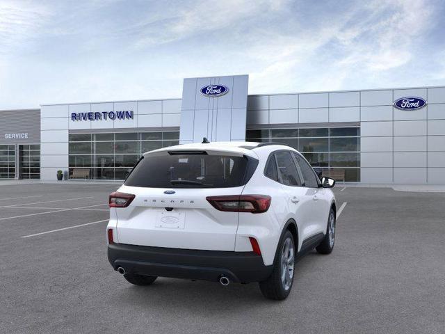 Photo of 2026 Star White Metallic Tri-Coat Ford Escape