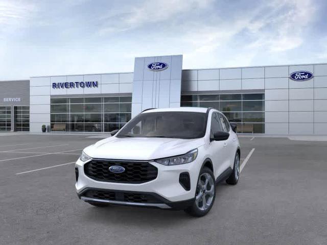 Photo of 2026 Star White Metallic Tri-Coat Ford Escape