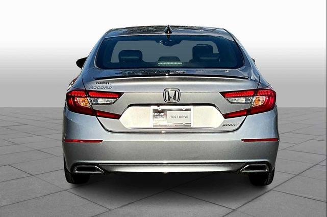 Photo of 2022 Lunar Silver Metallic Honda Accord