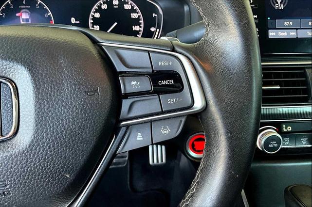 Photo of 2022 Lunar Silver Metallic Honda Accord
