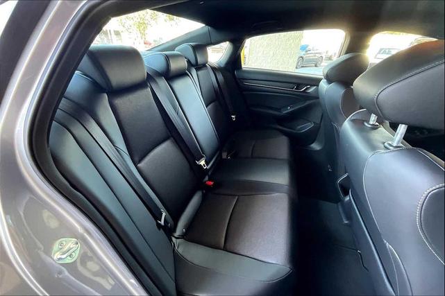 Photo of 2022 Lunar Silver Metallic Honda Accord