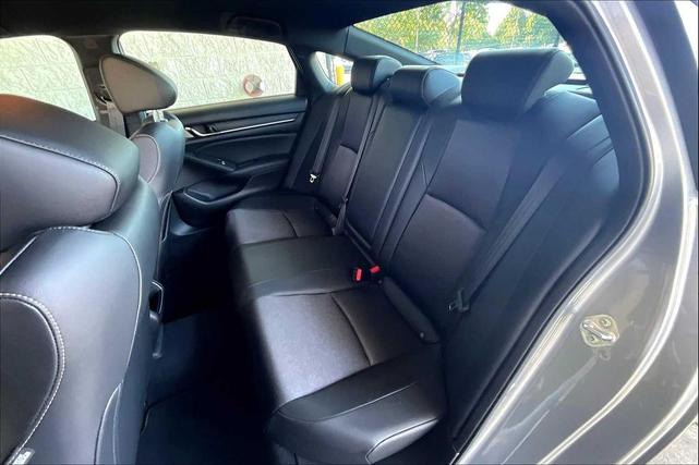 Photo of 2022 Lunar Silver Metallic Honda Accord