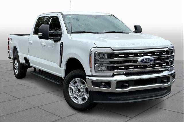 Photo of 2026 Oxford White Ford F-250