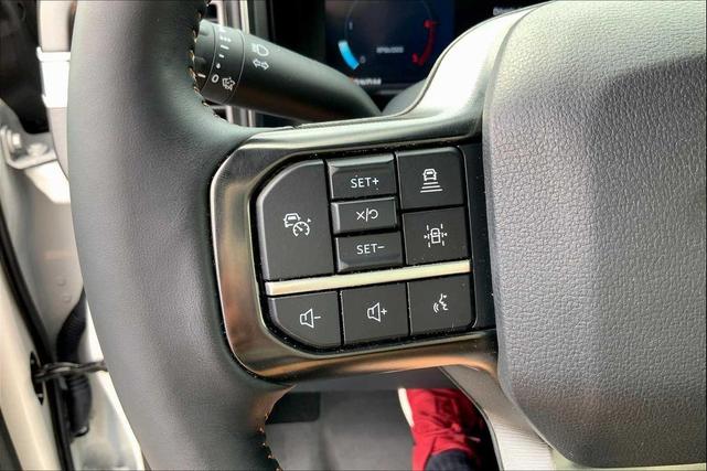 Photo of 2024 Star White Metallic Tri-Coat Ford F-250