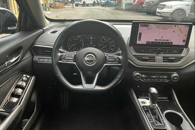 Photo of 2023 Super Black Nissan Altima