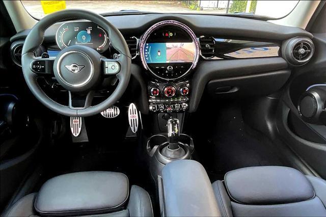 Photo of 2024 MINI Yours Enigmatic Black Metallic MINI Hardtop