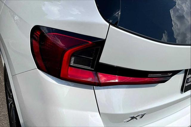 Photo of 2025 Mineral White Metallic BMW X1
