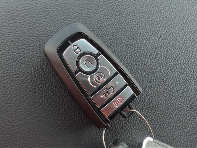Photo of 2025 White Ford F-150