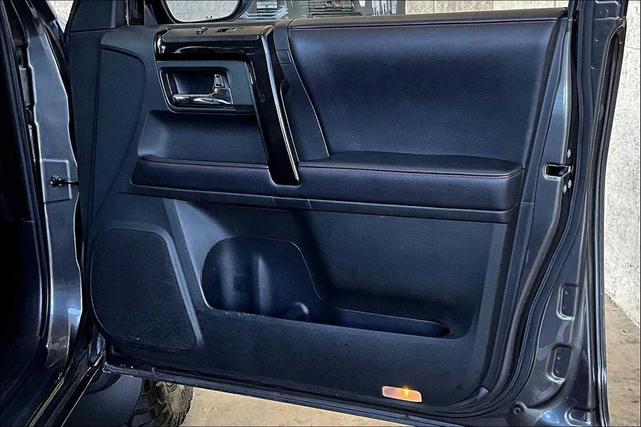 Photo of 2018 Magnetic Gray Metallic Toyota 4Runner