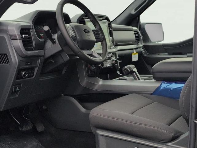 Photo of 2025 Agate Black Metallic Ford F-150
