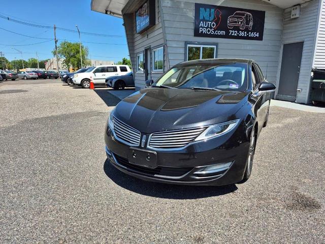 Photo of 2013 Tuxedo Black Lincoln MKZ