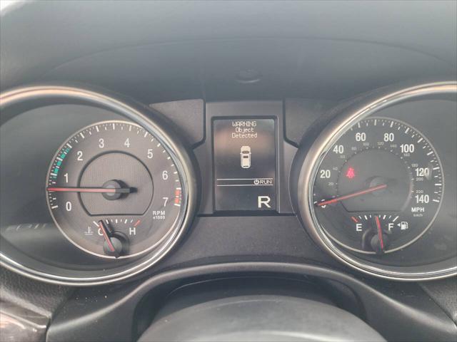 Photo of 2011 Champagne Jeep Grand Cherokee