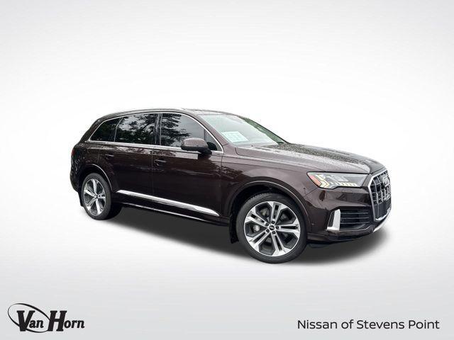 Photo of 2021 Brown Metallic Audi Q7