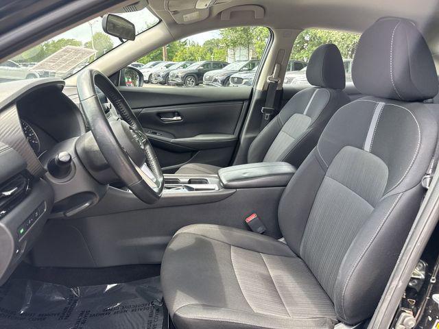 Photo of 2022 Super Black Nissan Sentra